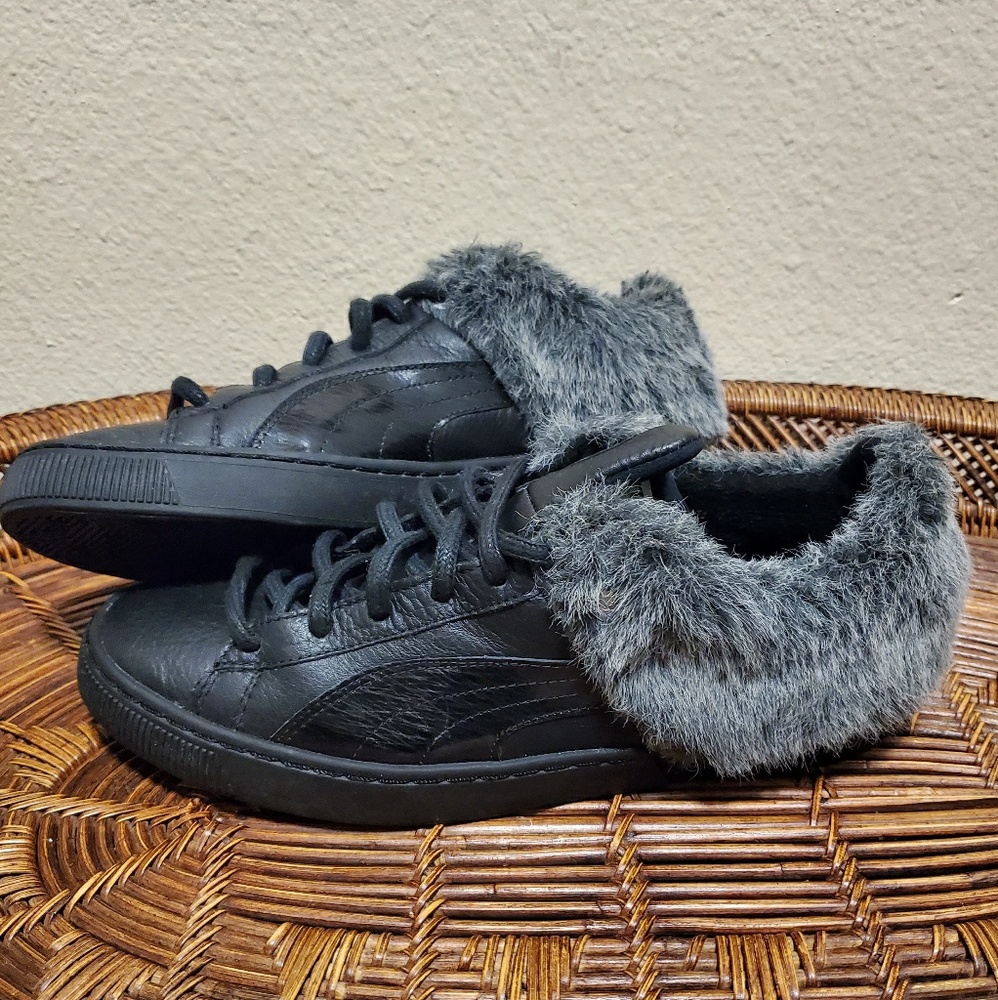 Women Black Fur LinedLow Top Puma Sneakers